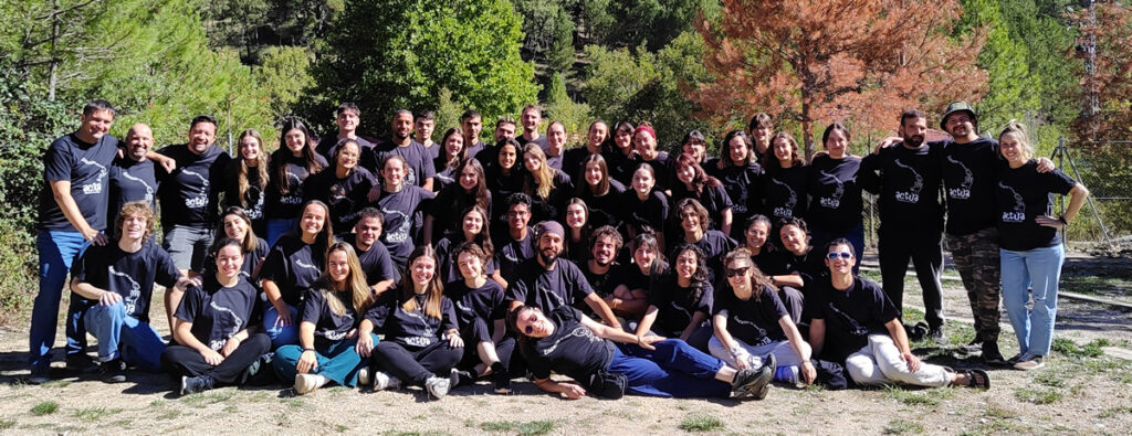 Actua Campamentos - Quienes Somos - Foto Grupal