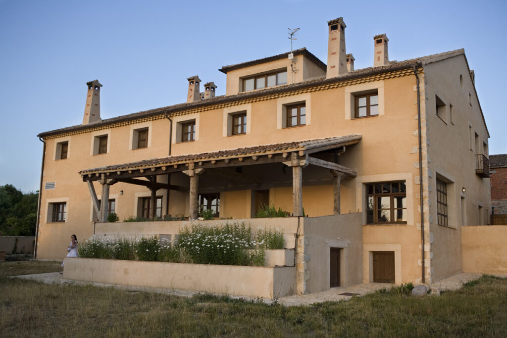 Actua Campamentos - La Data - Alojamiento